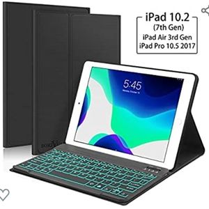 iPad 7th generation folio case and keyboard